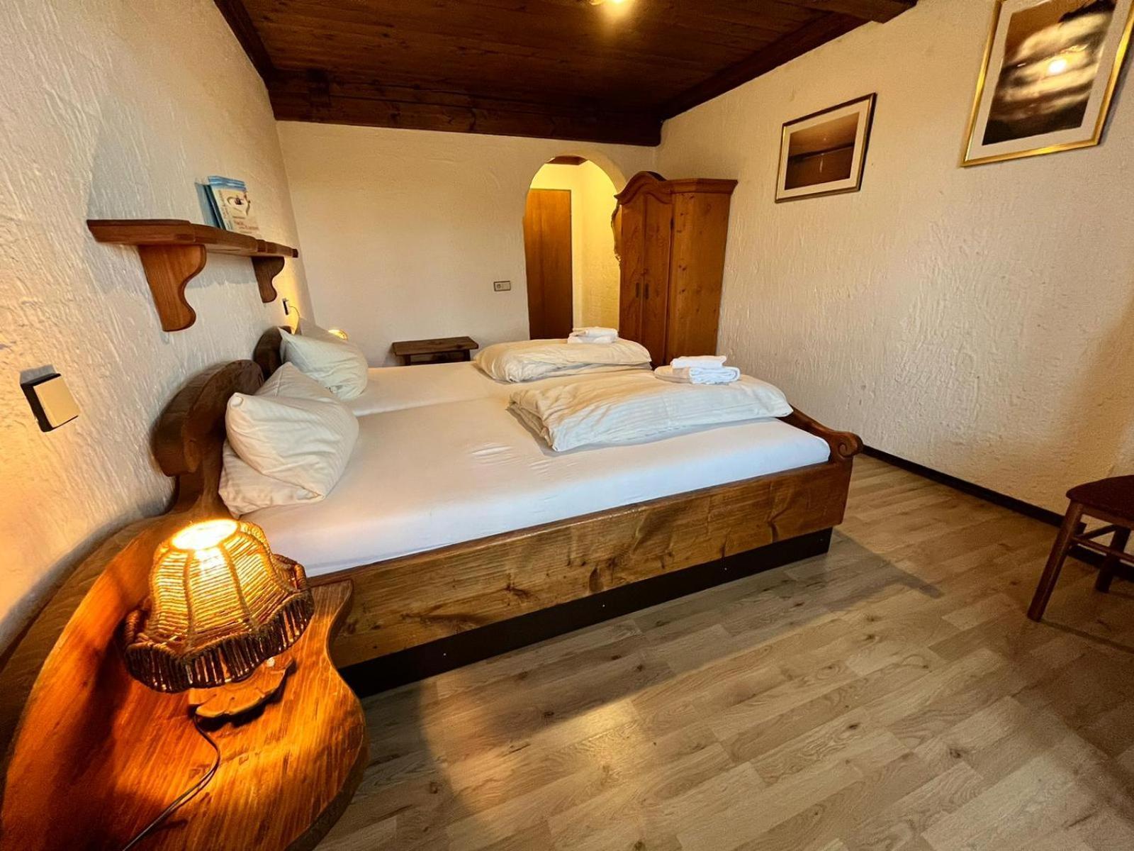 Hotel Negele Hohenfurch Eksteriør billede